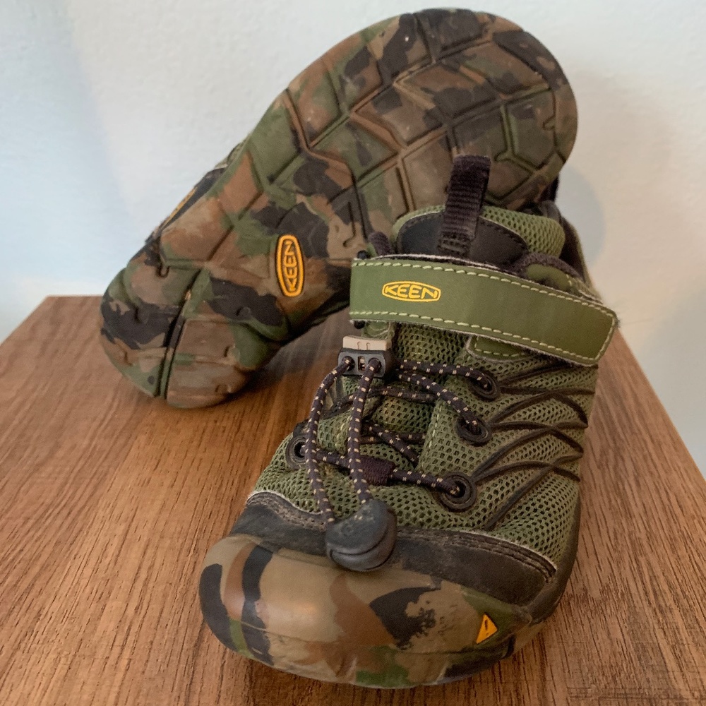 Kids Keen Sneakers